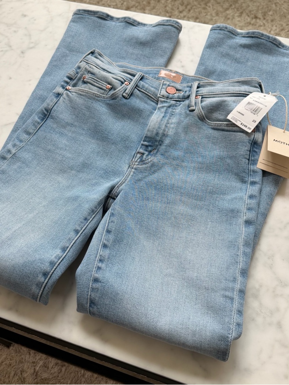 Mother The Weekender Jeans in Blessing in Disguise - NWT - Size 25 - Picture 14 of 15